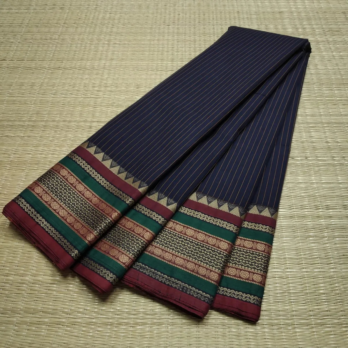 Black Sanskriti Narayanpeth Cotton Saree | With Unstitched Blouse Piece For Women