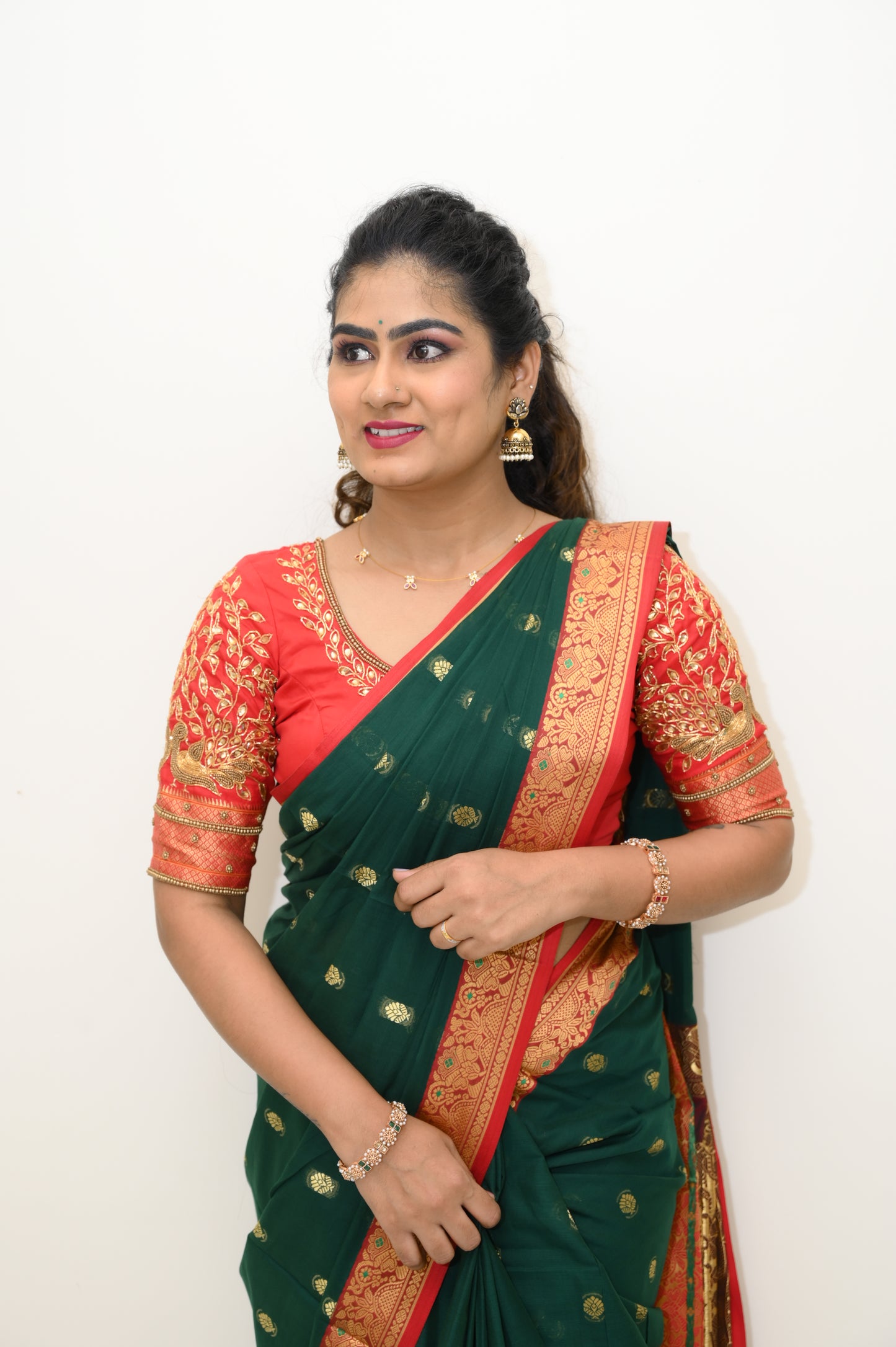 Green Ahalya Narayanpeth Cotton Saree | With Unstitched Blouse Piece For Women