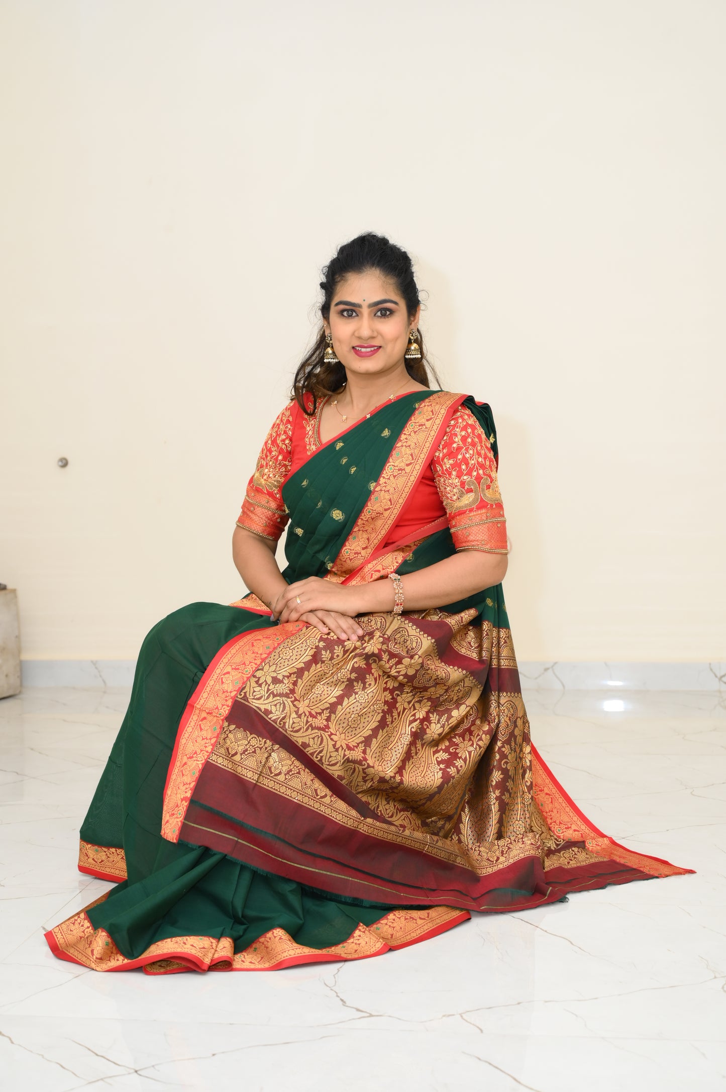 Green Ahalya Narayanpeth Cotton Saree | With Unstitched Blouse Piece For Women