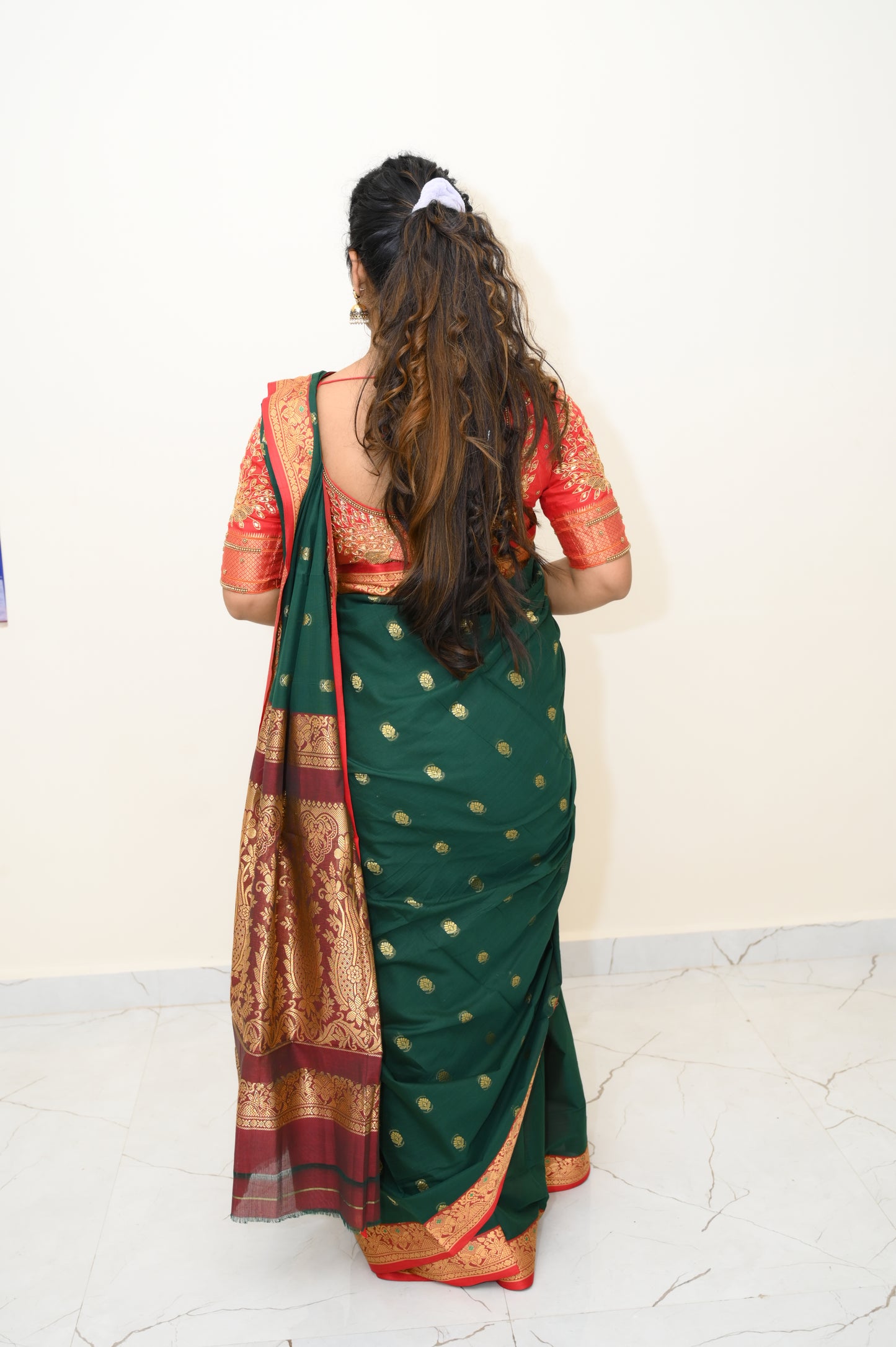 Green Ahalya Narayanpeth Cotton Saree | With Unstitched Blouse Piece For Women