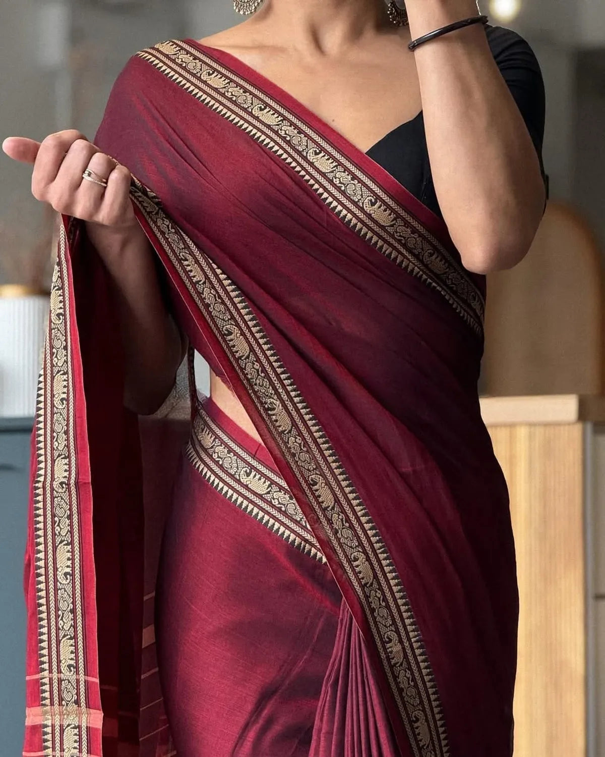 Maroon Adhira Narayanpeth Cotton Saree | With Unstitched Blouse Piece For Women