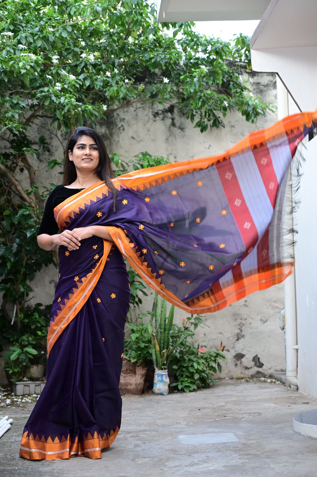 Blue Aishwarya Acrylic Cotton Saree | With Unstitched Blouse Piece For Women