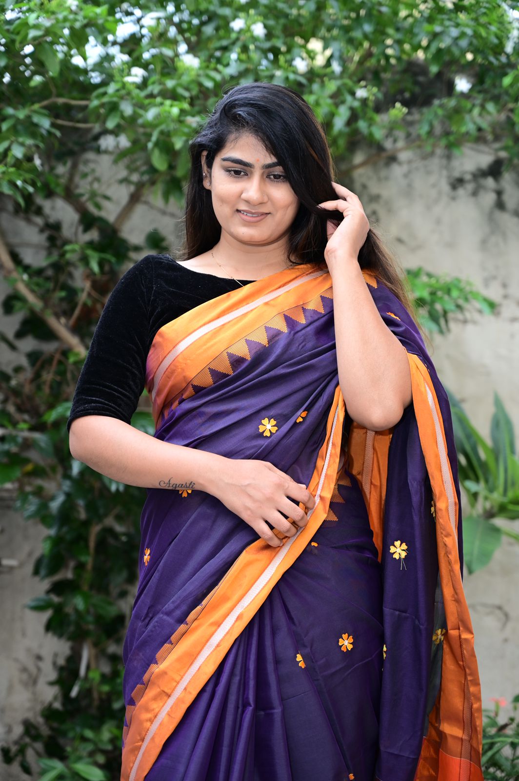 Blue Aishwarya Acrylic Cotton Saree | With Unstitched Blouse Piece For Women