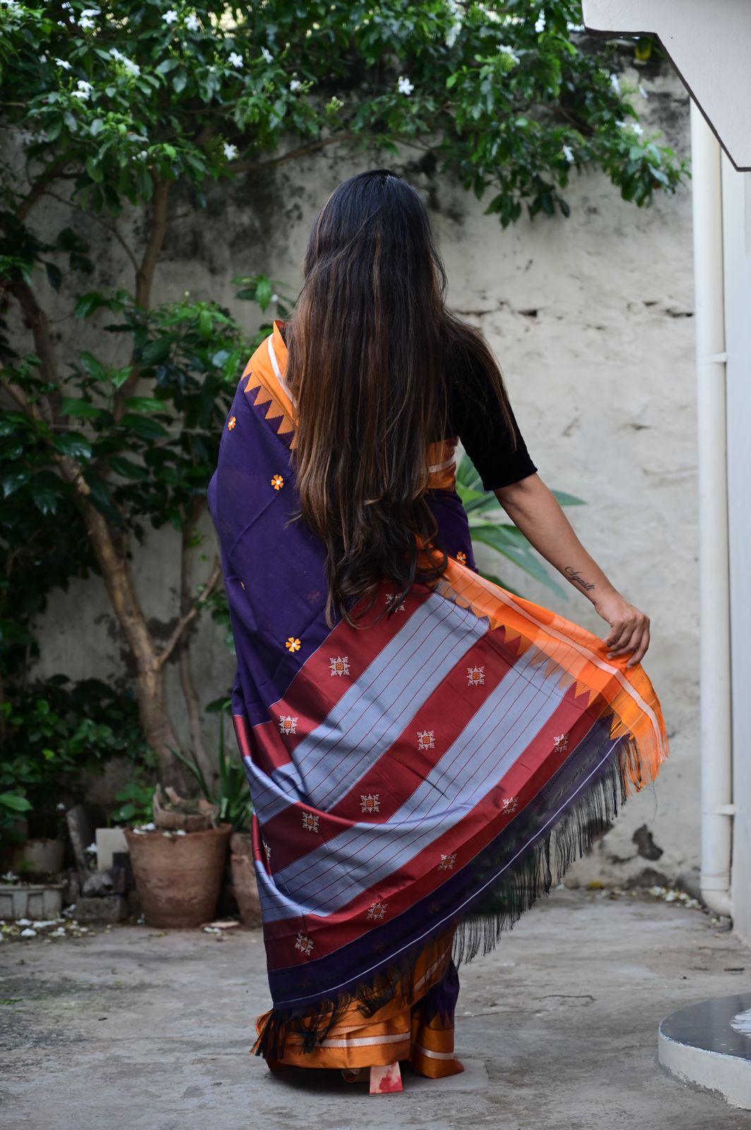 Blue Aishwarya Acrylic Cotton Saree | With Unstitched Blouse Piece For Women