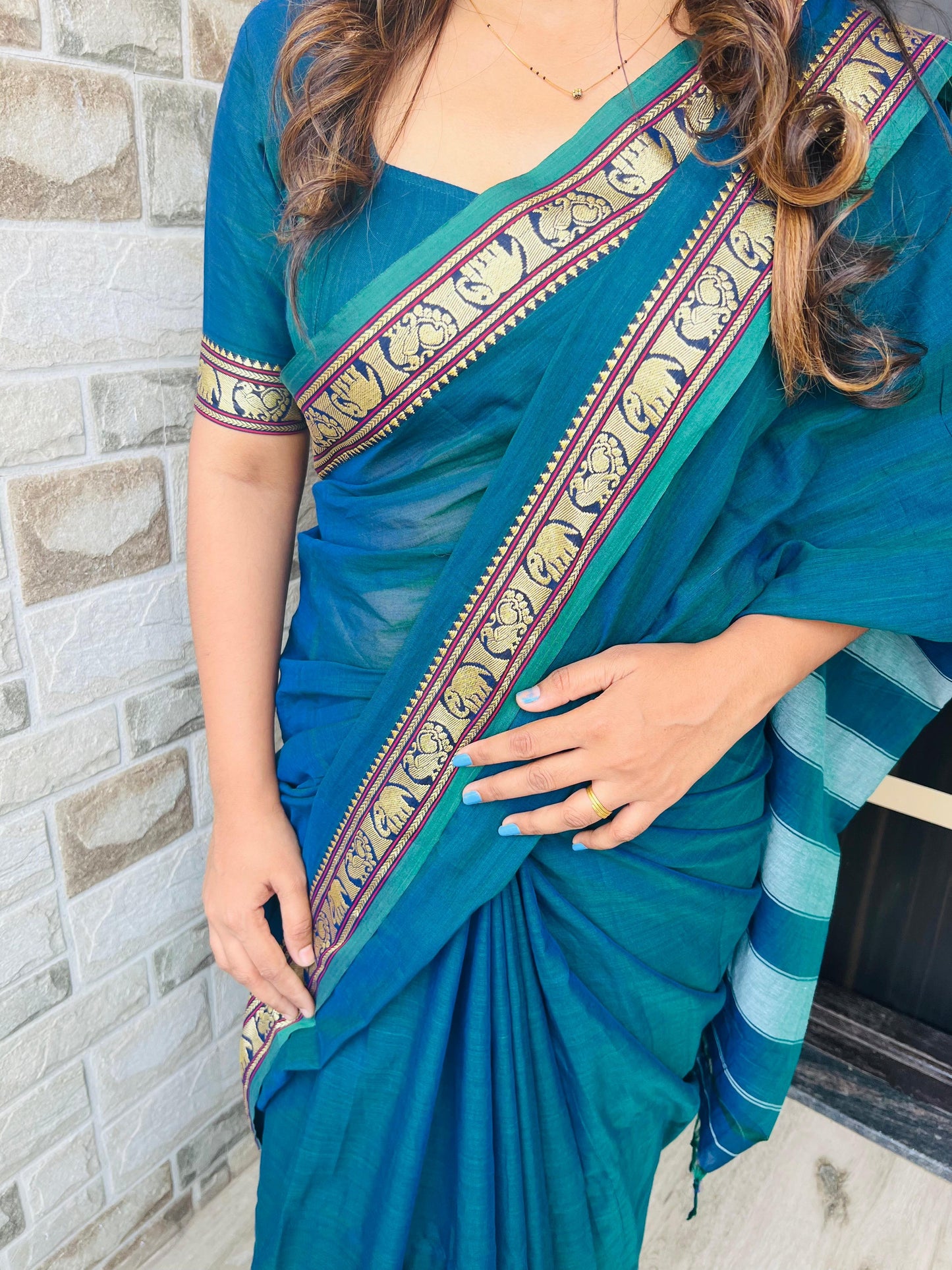 Blue Adhira Narayanpeth Cotton Saree | With Unstitched Blouse Piece For Women