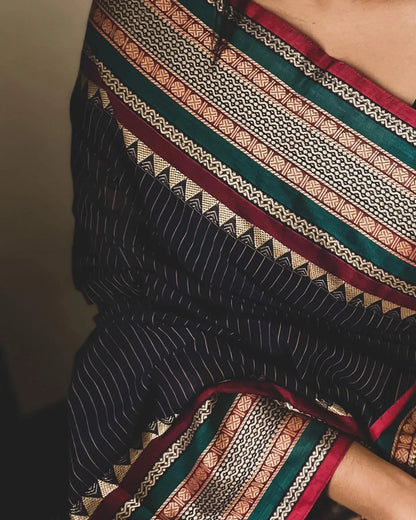 Black Sanskriti Narayanpeth Cotton Saree | With Unstitched Blouse Piece For Women
