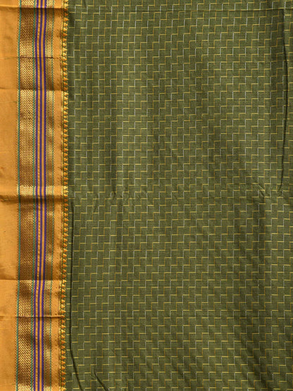 Parrot Green Zigzag Narayanpeth Cotton Saree | With Unstitched Blouse Piece For Women